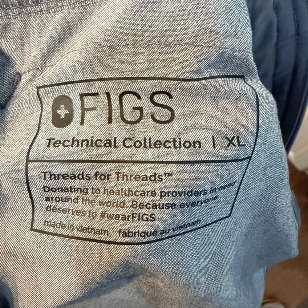Figs Mens Axim Cargo Scrub Pants Size XL Graphite Gray